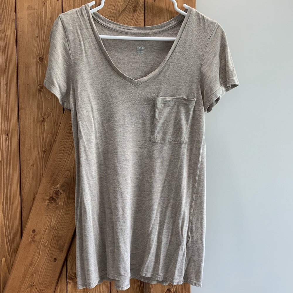 Gray pocket T-shirt
